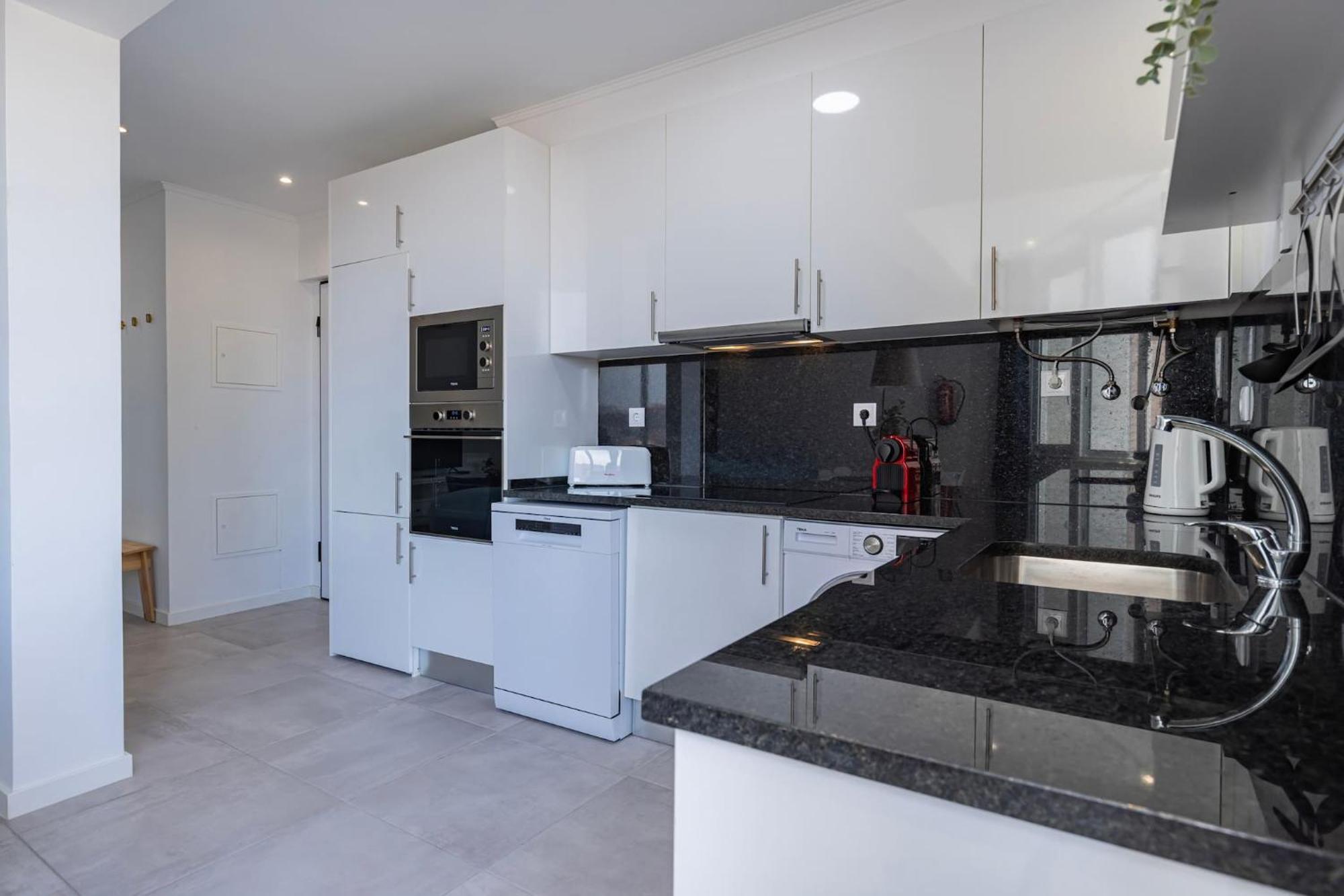 Urban Elegance Apartment Almada Exterior photo